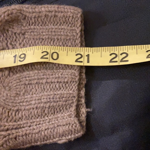 SAKS FIFTH AVE VTG THIN CABLE Knit TURTLENECK MED( oversized) - Picture 9 of 10